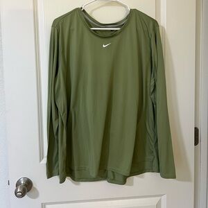 Nike Green Long Sleeve Top